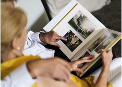 Fotózási kellékek, fotófülke szelfi táblák