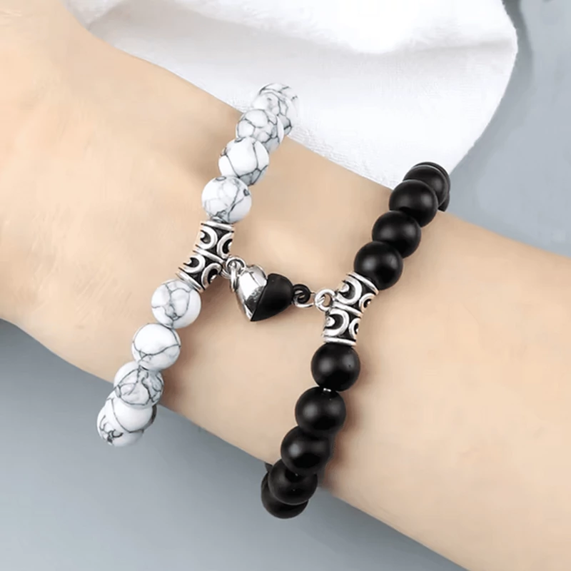 Mágneses szerelmespár karkötő természetes kőből (Te és én) 