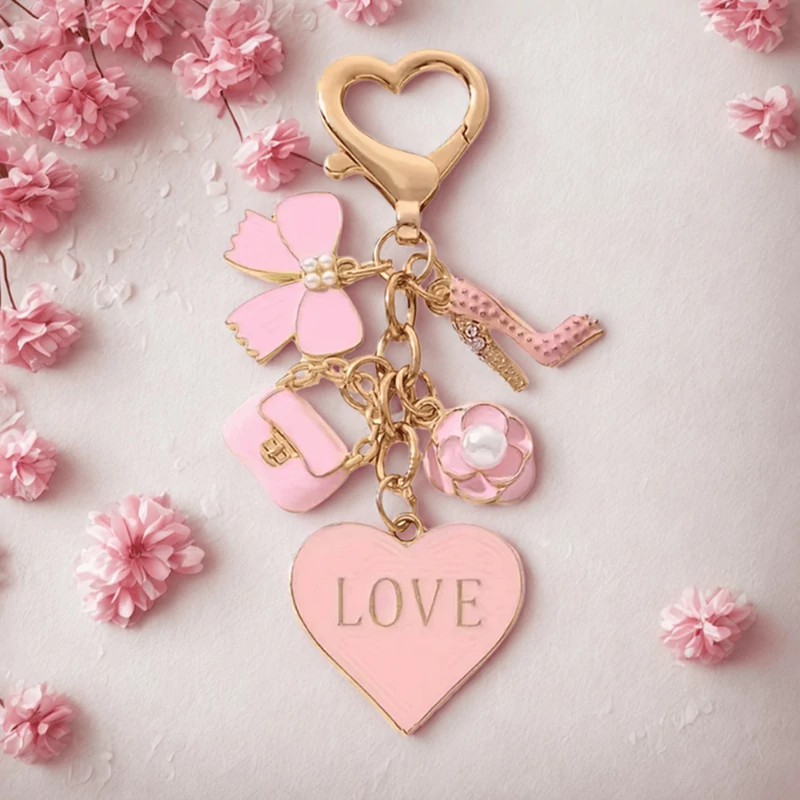 Kulcstartó szerelmeseknek LOVE medállal (rózsaszín)