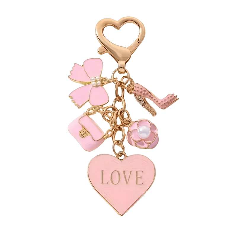 Kulcstartó szerelmeseknek LOVE medállal (rózsaszín)